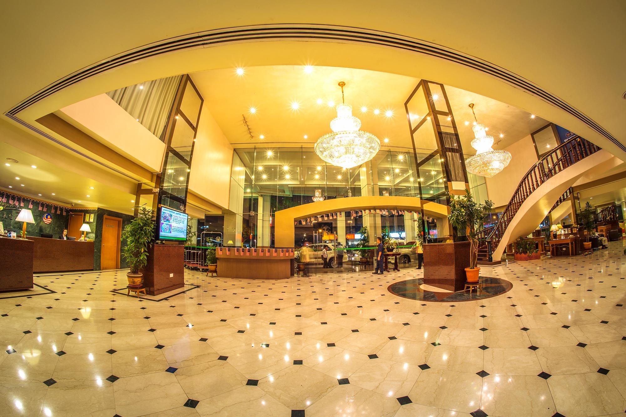 Mega Hotel Sdn Bhd Miri Esterno foto