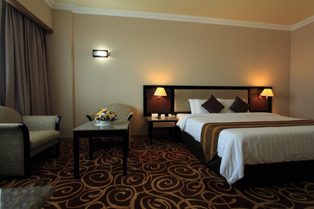 Mega Hotel Sdn Bhd Miri Camera foto