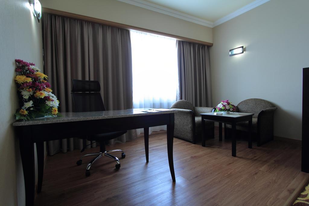 Mega Hotel Sdn Bhd Miri Camera foto