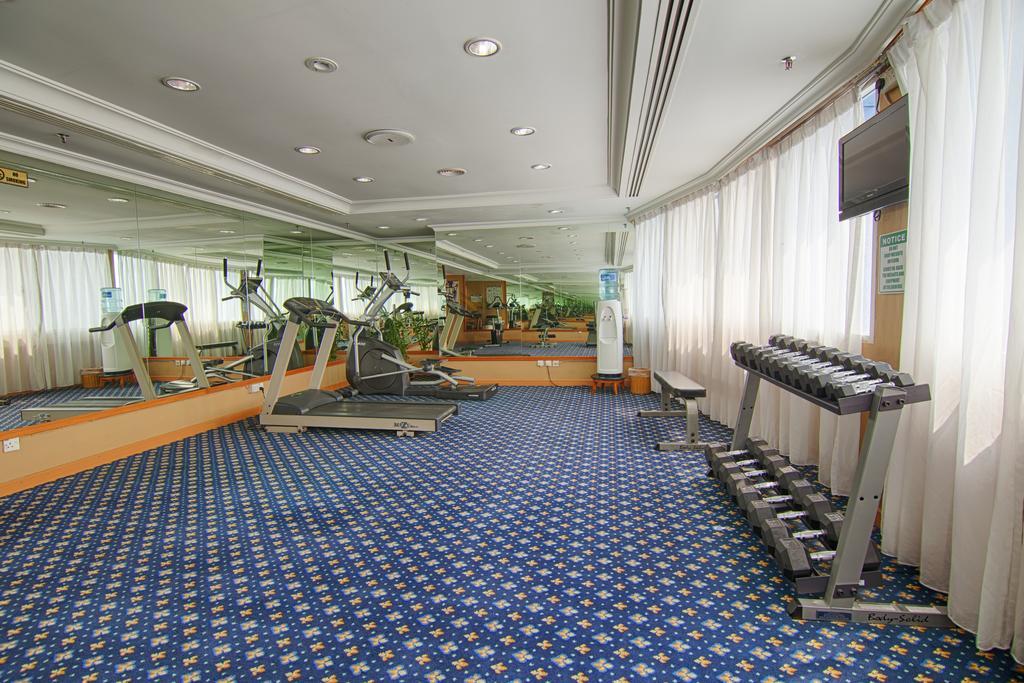 Mega Hotel Sdn Bhd Miri Esterno foto